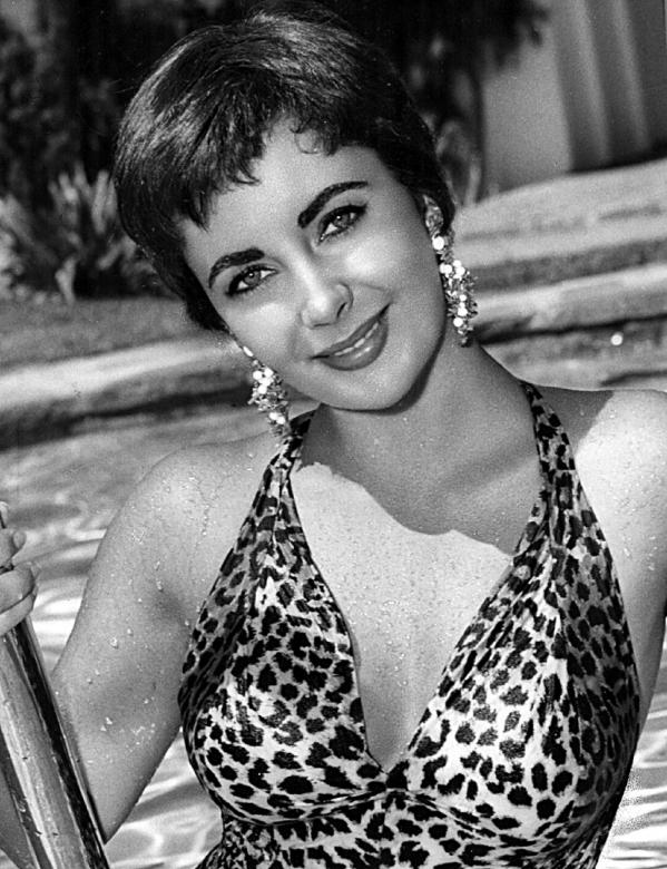 Free stock image of Elizabeth Taylor created by Pixabay