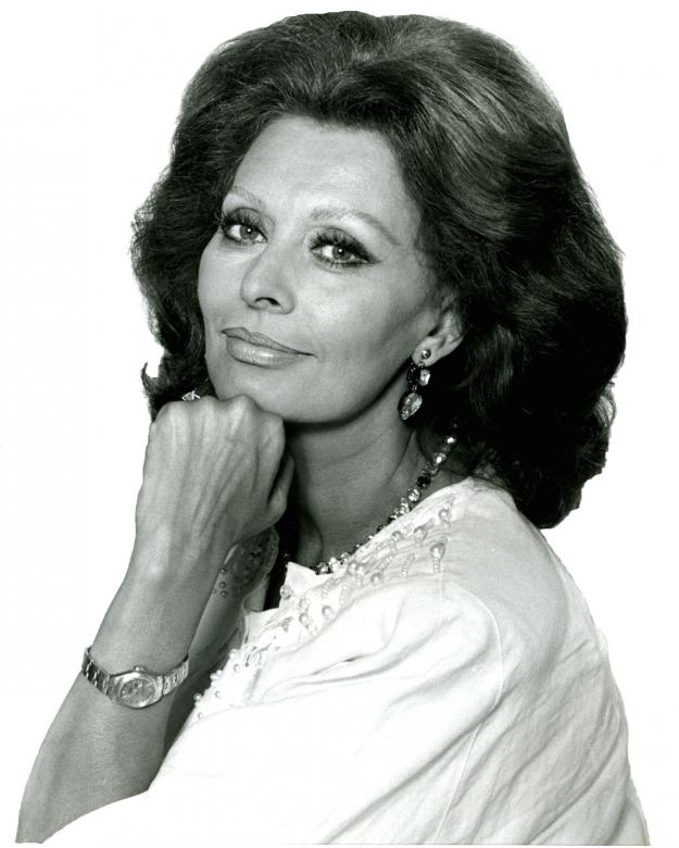 Free stock image of Sophia Loren created by Pixabay