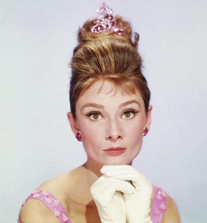 Free stock image of Audrey Hepburn created by Pixabay