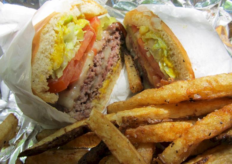 Free stock image of Cheese Burger created by Pixabay