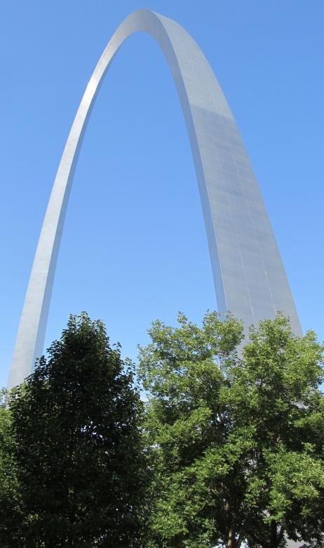 Free stock image of Gateway Arch created by Pixabay