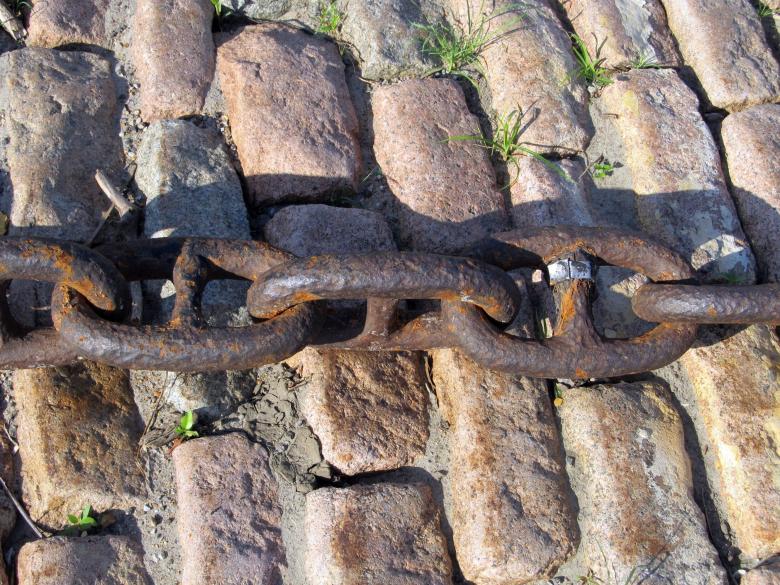 Free stock image of Rusting Chain created by Pixabay