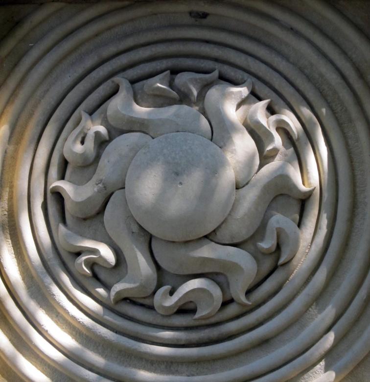 Free stock image of Sun Sculpture Design created by Pixabay