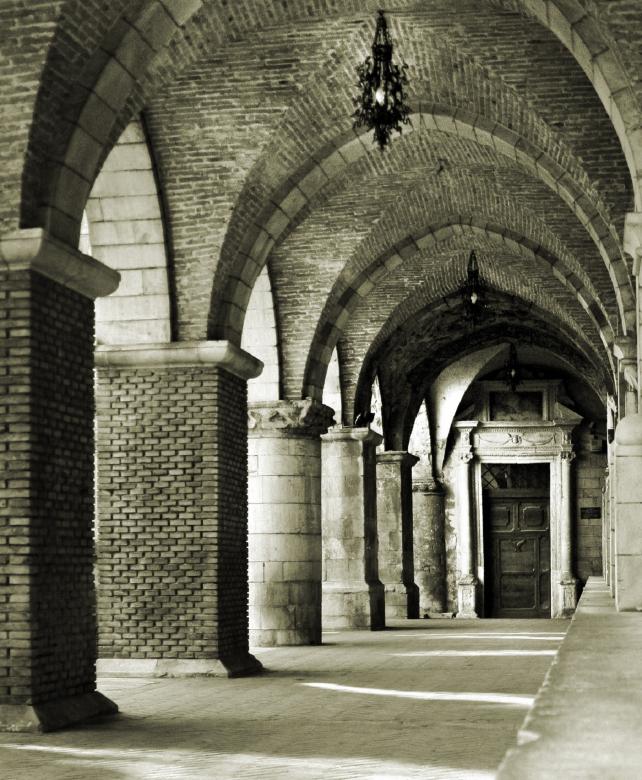 Free stock image of Portico created by Pixabay
