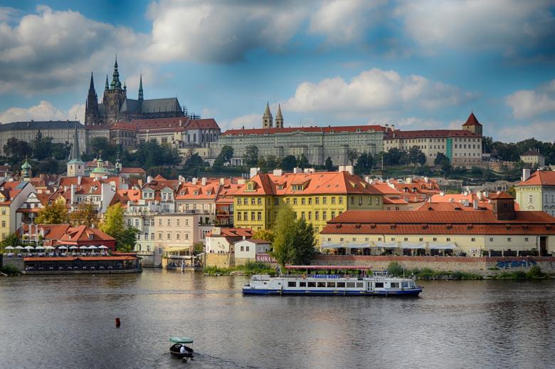 Free stock image of Prague Castle view from the Charles Bridge in Prague created by Ivan Shidlovski