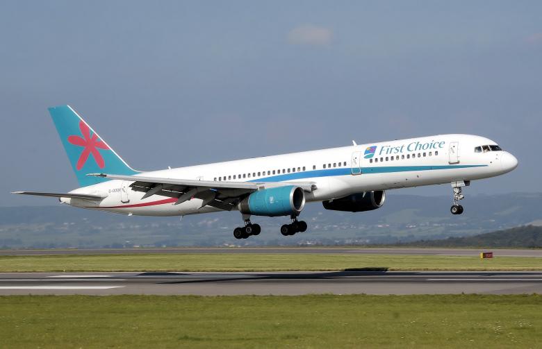 Free stock image of Airplane Takingoff created by Pixabay