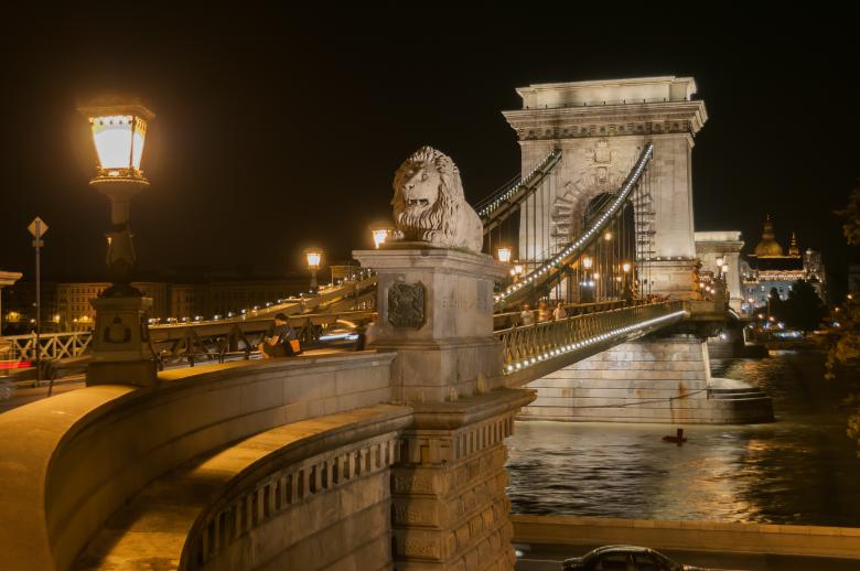 Free stock image of Budapest Bridge created by Pixabay