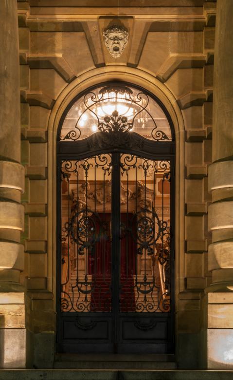 Free stock image of Entrance created by Pixabay