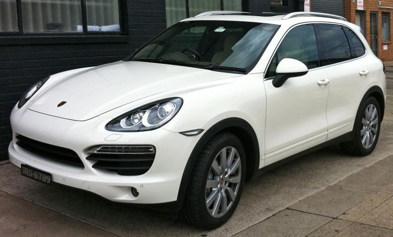 Free stock image of Porsche Cayenne created by Pixabay