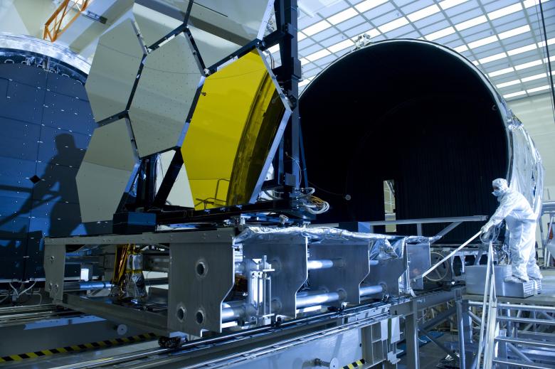 Free stock image of Space Telescope created by Pixabay