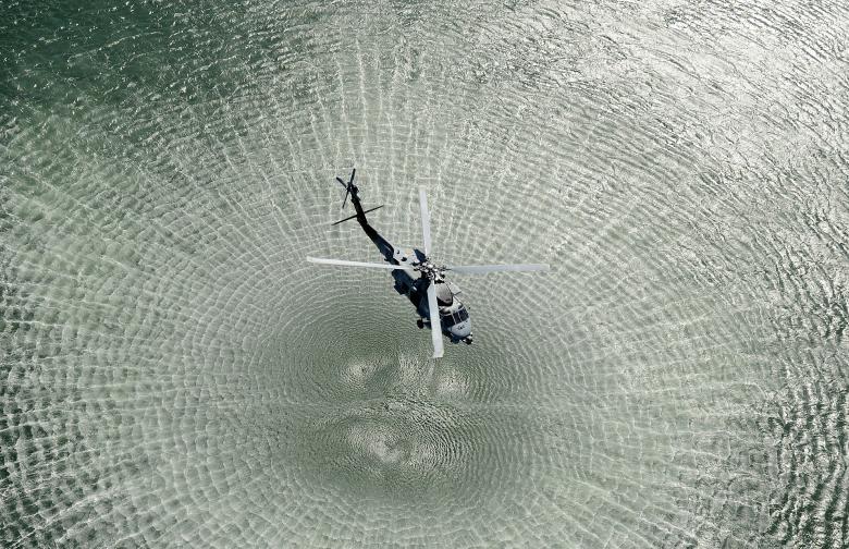 Free stock image of Helicopter over the Ocean created by Pixabay