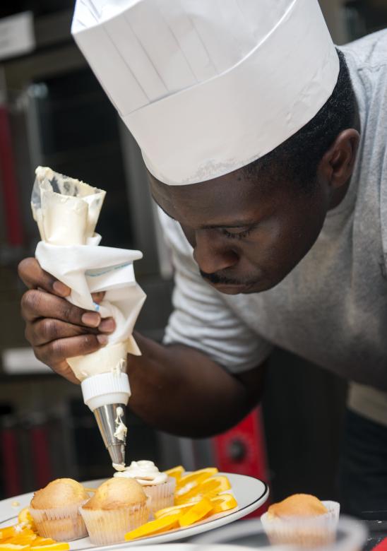 Free stock image of Chef at the Bakery created by Pixabay