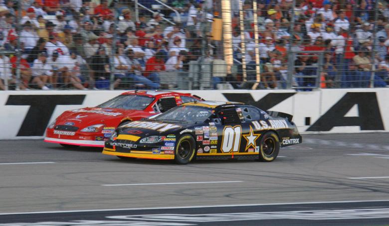 Free stock image of NASCAR Racing created by Pixabay