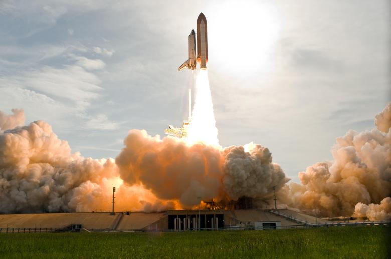 Free stock image of Shuttle Liftoff created by Pixabay