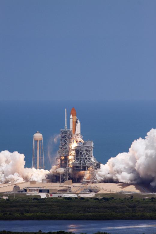 Free stock image of Space shuttle Atlantis created by Pixabay