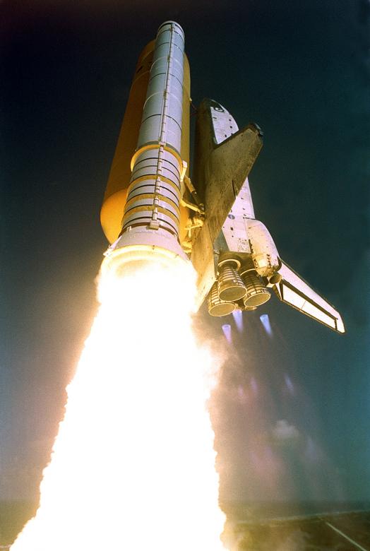 Free stock image of Space Shuttle Launch created by Pixabay