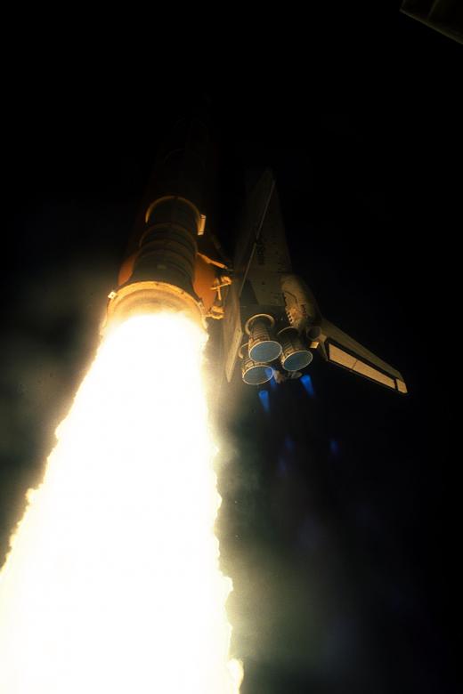 Free stock image of Space Shuttle Launch created by Pixabay