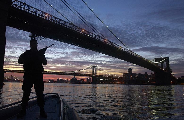 Free stock image of Brooklyn Bridge created by Pixabay
