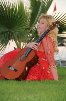 Free Stock Photo of Guitarist Pose