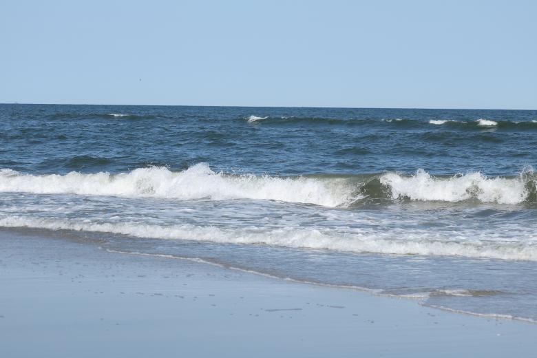 Free stock image of Beach Waves created by Vincent alvino