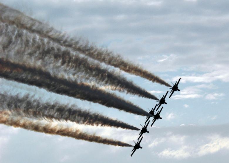 Free stock image of Air Show created by Pixabay
