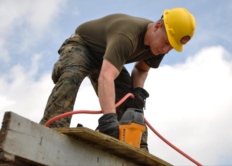 Free stock image of Military Worker created by Pixabay