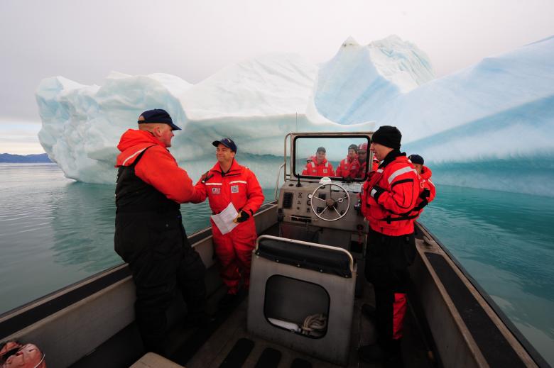 Free stock image of Sailors near a Giant Iceberg created by Pixabay