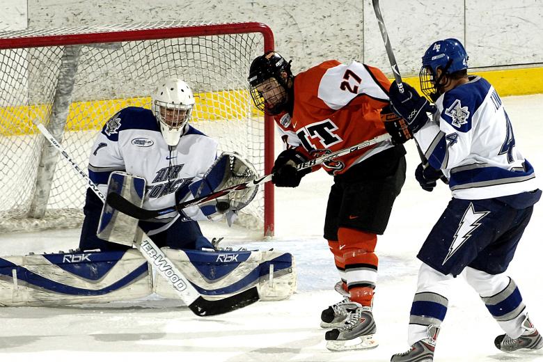 Free stock image of Ice Hockey created by Pixabay