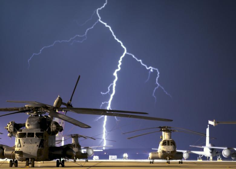 Free stock image of Lightning on the Airport created by Pixabay