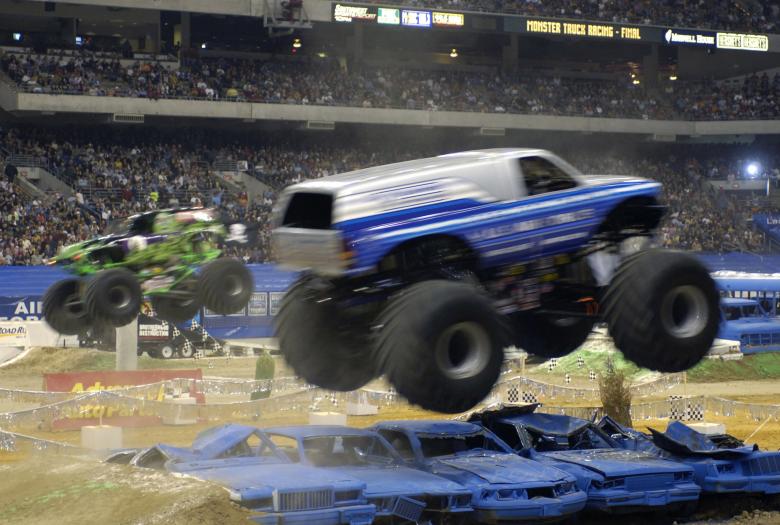 Free stock image of Monster Truck Racing created by Pixabay