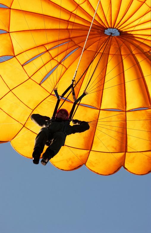 Free stock image of Parasailing - Yellow created by Pixabay