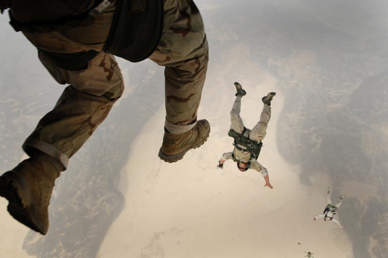 Free stock image of Military Sky Divers created by Pixabay