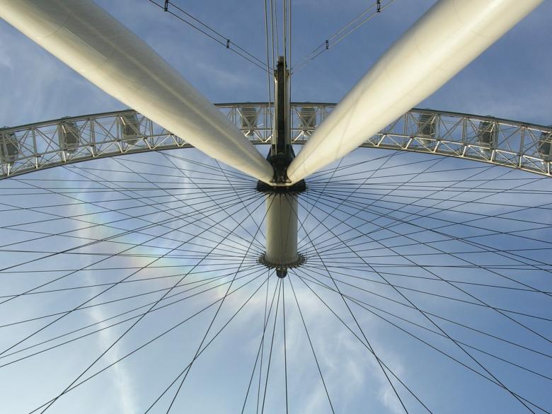 Free stock image of London Eye created by Pixabay