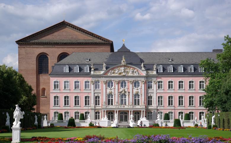 Free stock image of Palace created by Pixabay