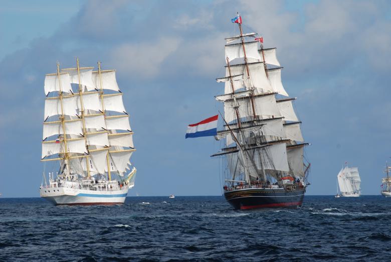 Free stock image of Ships Sailing created by Pixabay