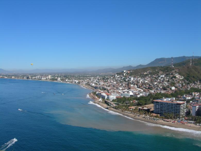 Free stock image of City on the Coast created by Pixabay