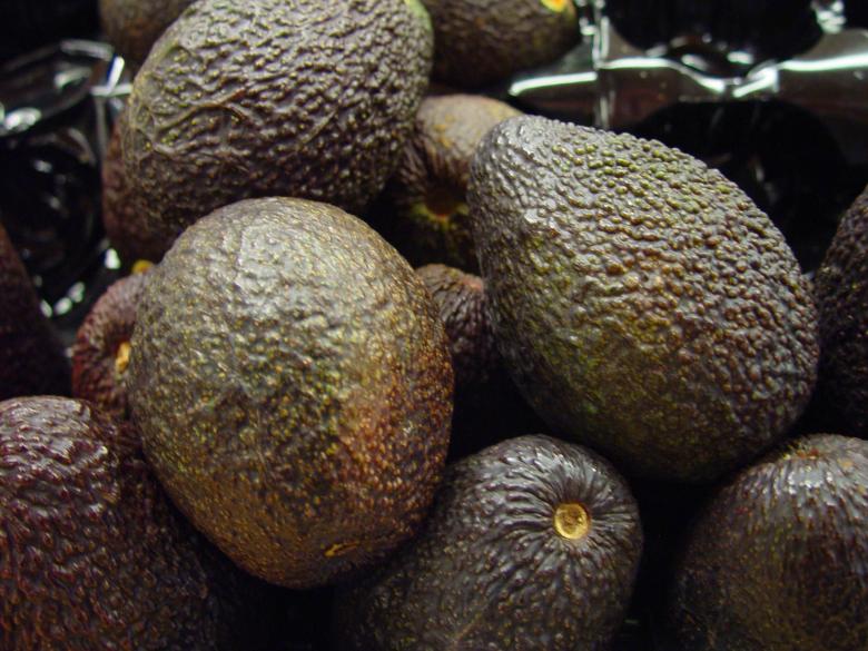 Free stock image of Bunch of Avocados created by Pixabay