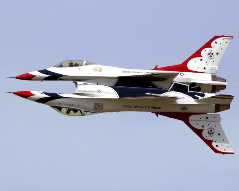 Free stock image of Air Show created by Pixabay