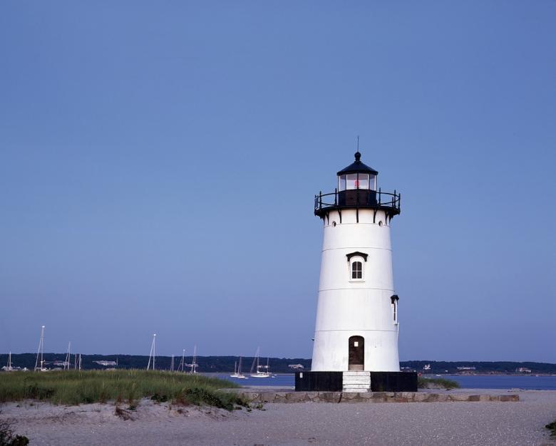 Free stock image of Lighthouse on the Shore created by Pixabay