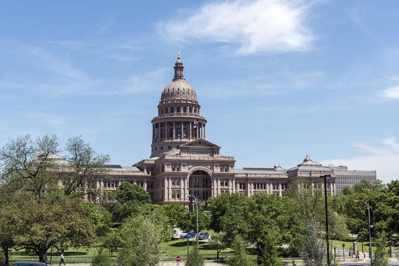 Free stock image of Capitol Building created by Pixabay