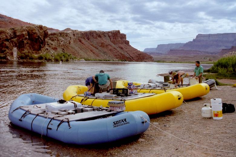 Free stock image of Rafting in the River created by Pixabay