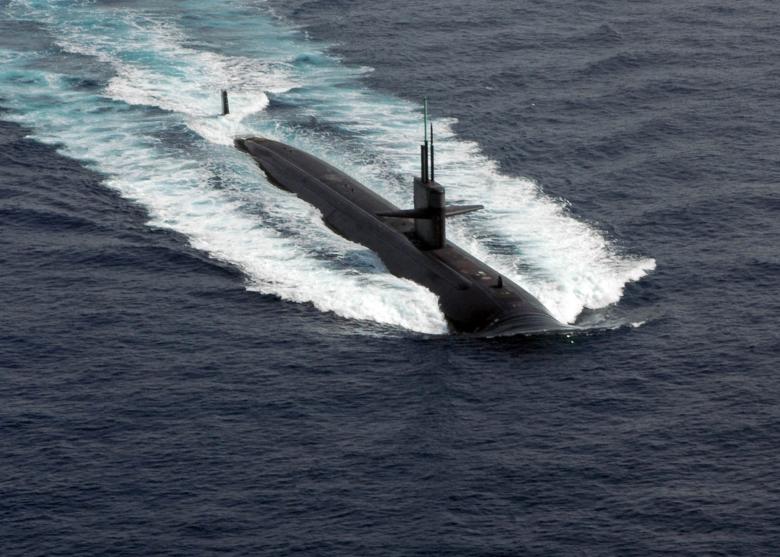 Free stock image of Submarine in the Ocean created by Pixabay
