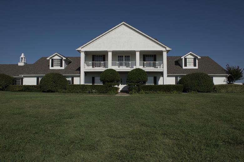 Free stock image of Southfork Ranch created by Pixabay