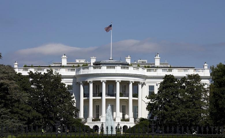 Free stock image of White House created by Pixabay