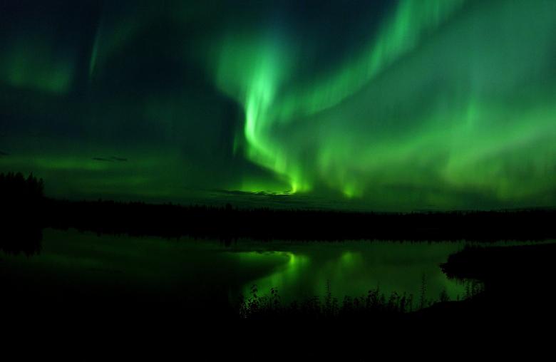 Free stock image of Aurora Borealis created by Pixabay