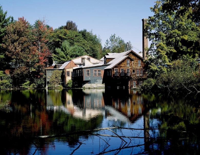 Free stock image of Mill on the Shore created by Pixabay
