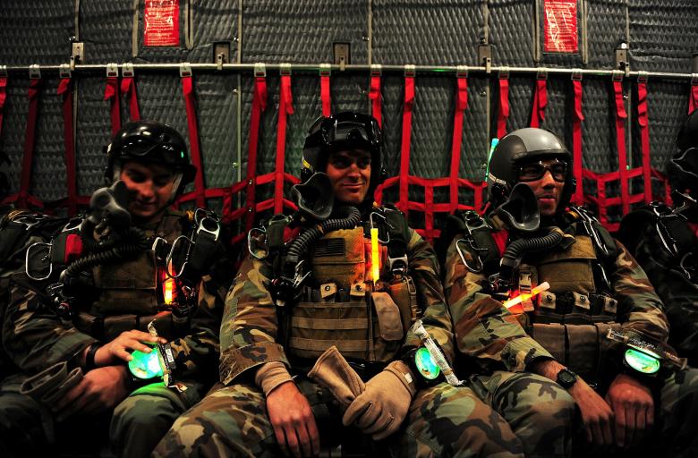 Free stock image of Military Parachuters created by Pixabay