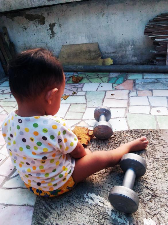 Free stock image of Son Plays Dumbbells created by B