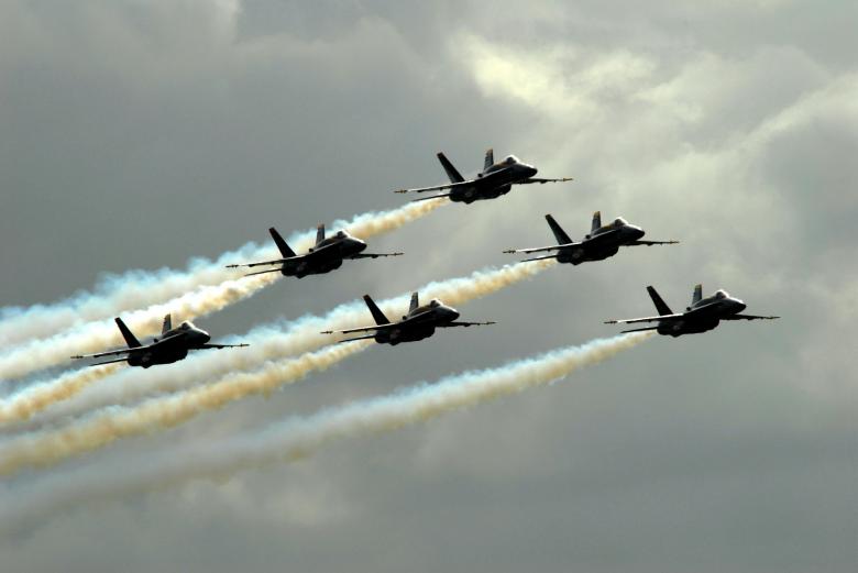 Free stock image of Blue Angels created by Pixabay