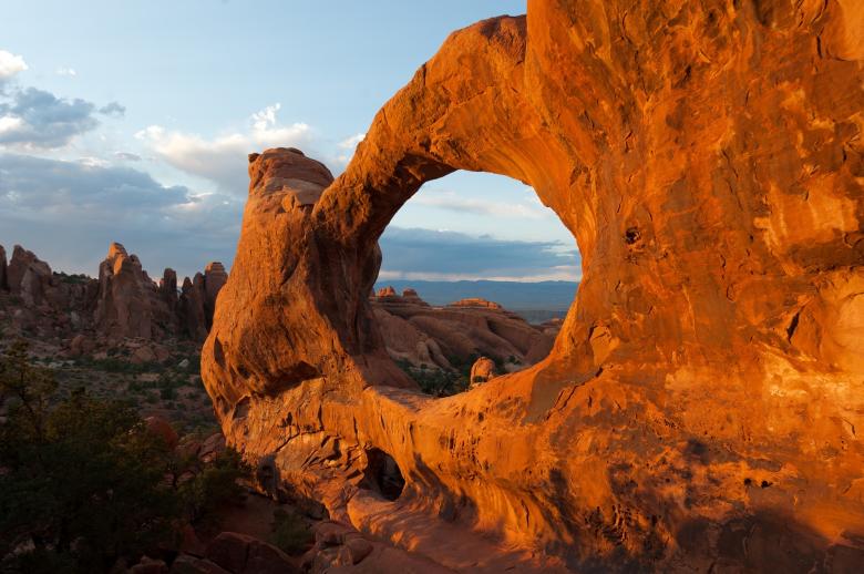 Free stock image of Rock Arch created by Pixabay